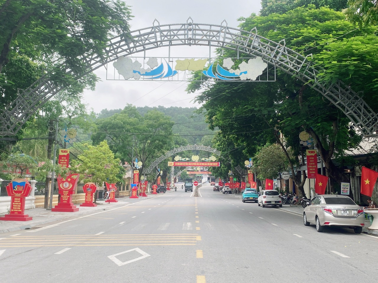 Anh-tin-bai